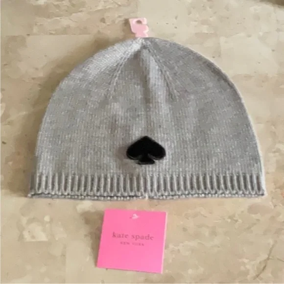 Kate Spade Gray Knit Beanie with Black Spade - Picture 1 of 3